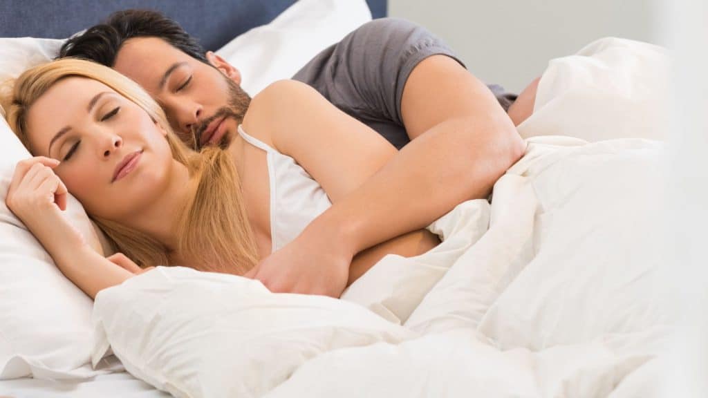 מיטה אורטופדית – לשינה רגועה, נוחה ואיכותית. נקודה - LAYLUX